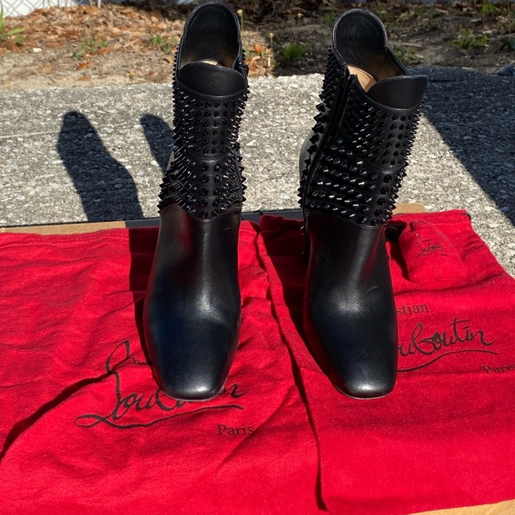 Authentic Christian Louboutin Praguoise 100calf Black - Picture 1 of 16